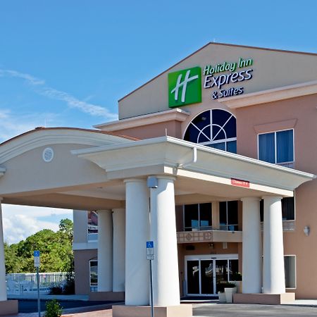 Holiday Inn Express Hotel & Suites Brooksville West, An Ihg Hotel Exterior photo