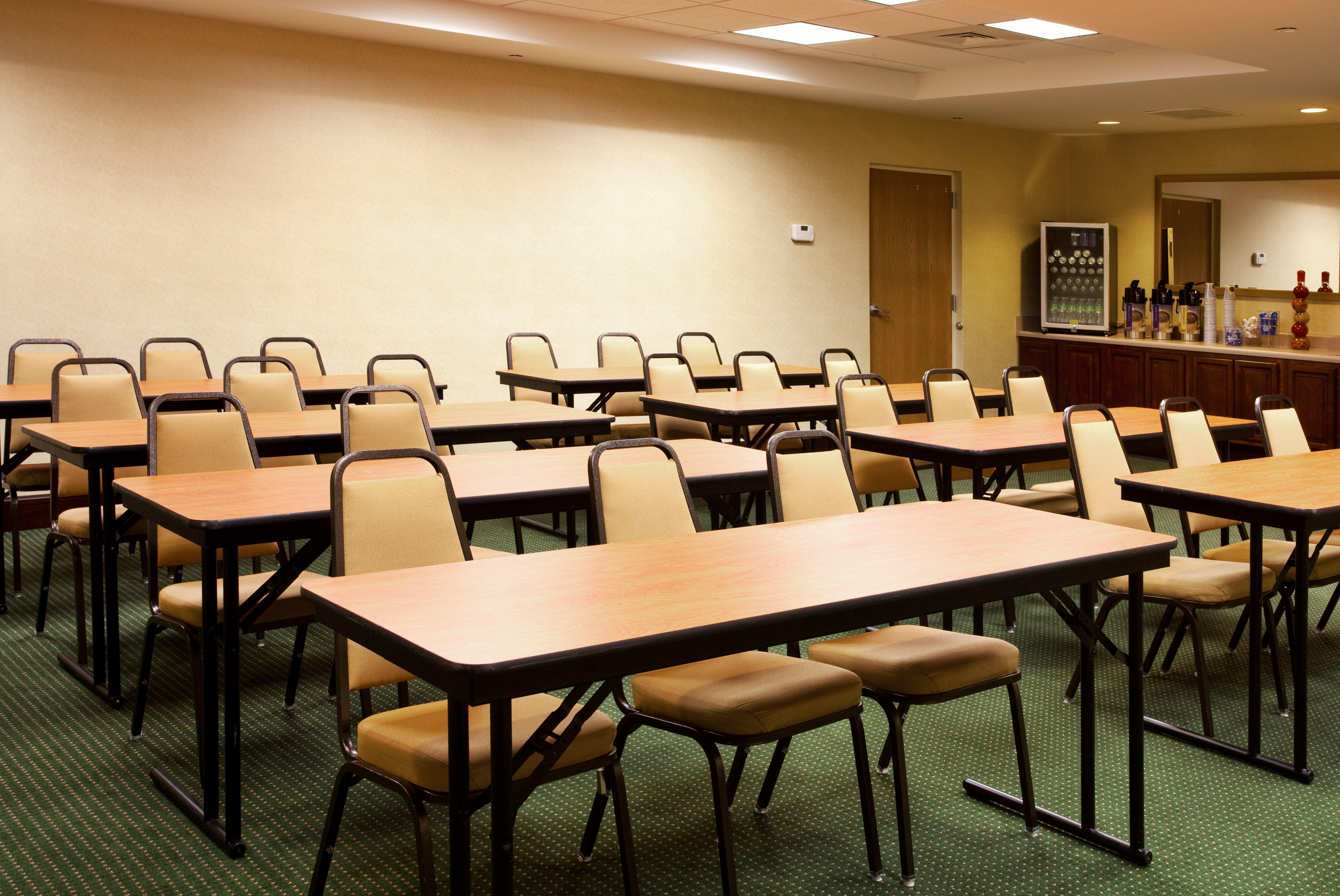 Holiday Inn Express Hotel & Suites Brooksville West, An Ihg Hotel Exterior photo