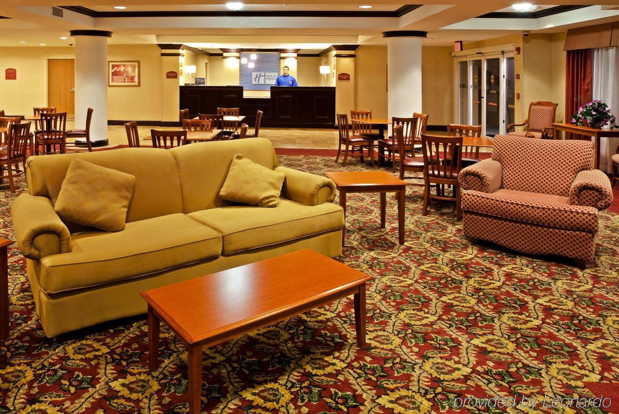 Holiday Inn Express Hotel & Suites Brooksville West, An Ihg Hotel Exterior photo